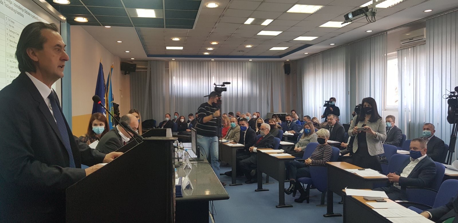 Imenovan novi premijer i Vlada TK